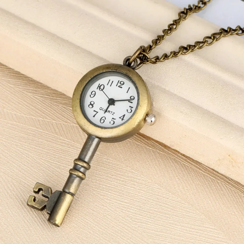 Taschenuhr Schlüssel Vintage – Bild 3